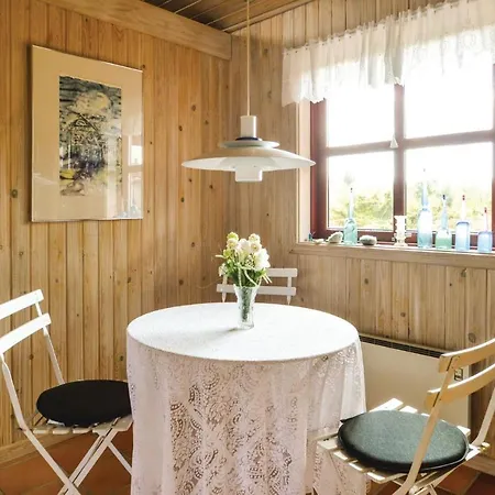 Two-bedroom Holiday In Holiday home