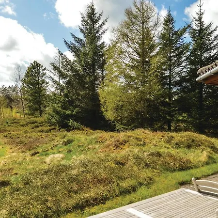 Two-bedroom Holiday In Holiday home *
